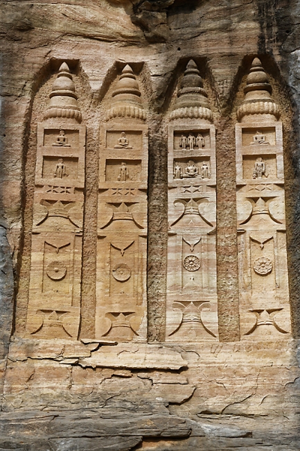 Gwalior-Statues jaïnes-064